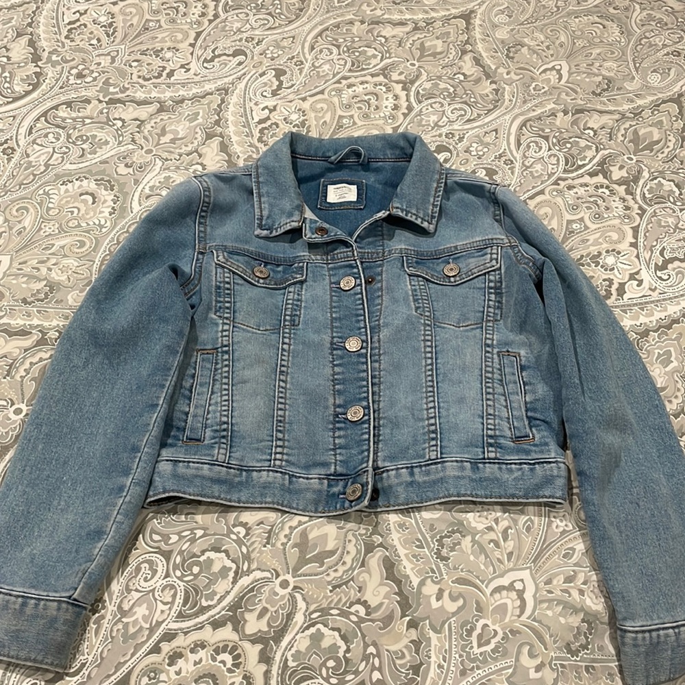 Gap kids blue Jean jacket size L. EUC